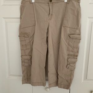 Khaki Capris